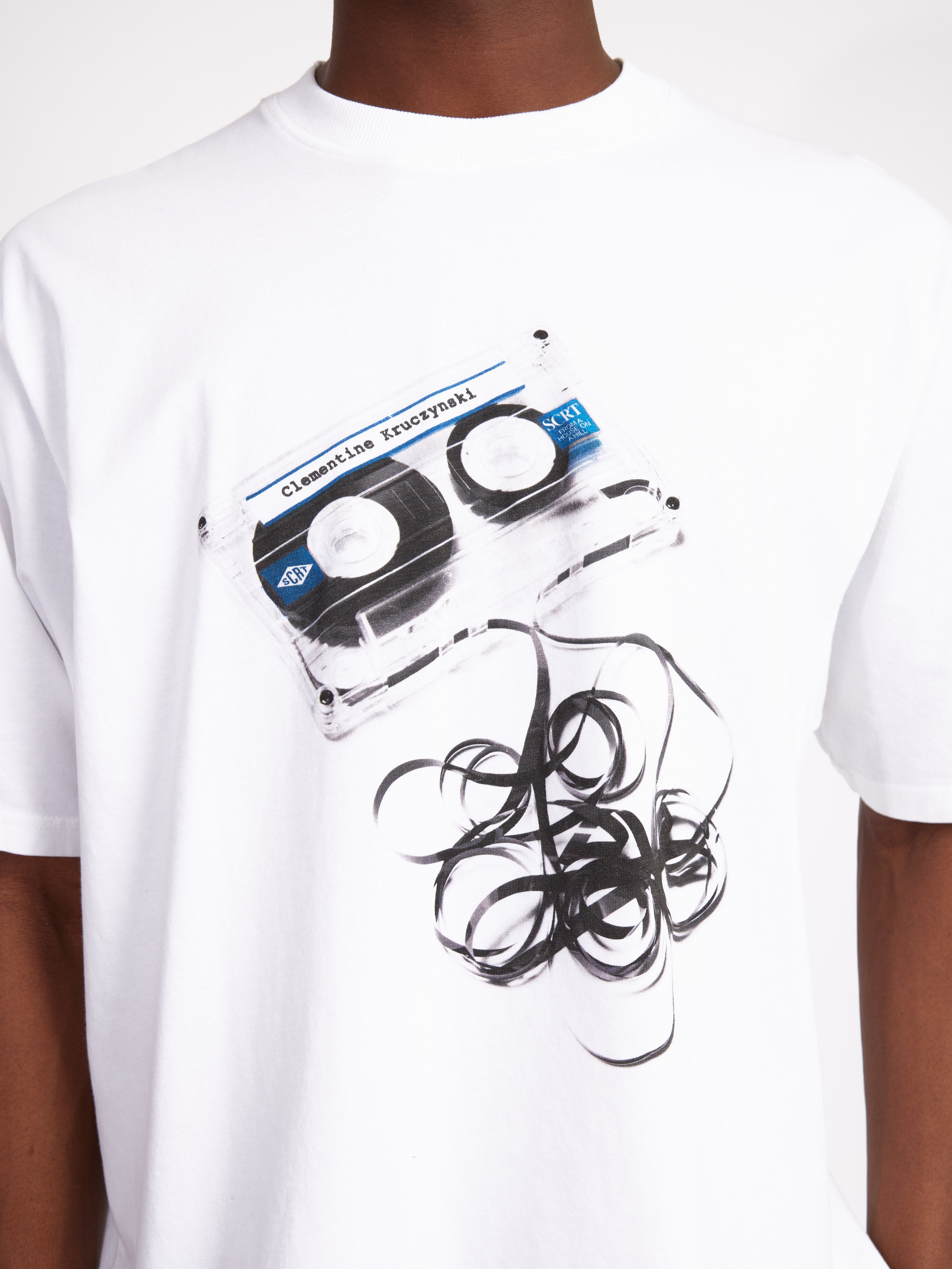 カセット T シャツ - ホワイト – SCRT