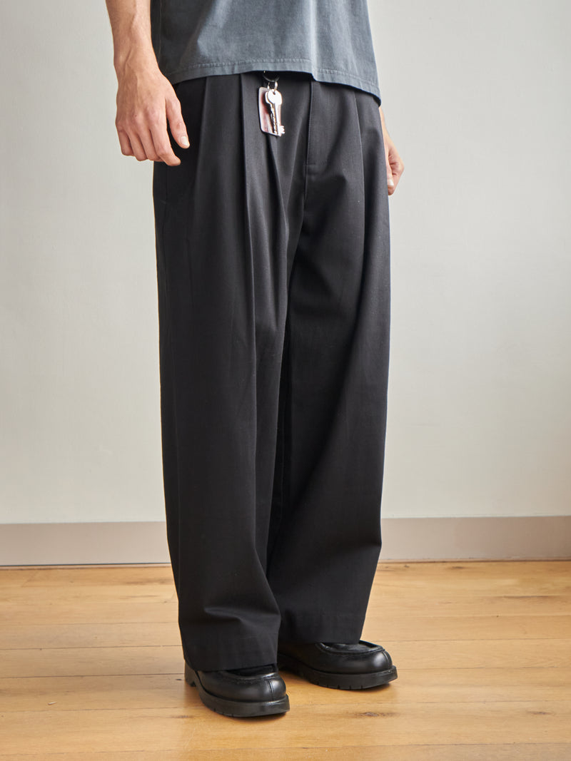 Triple Pleat Trouser - Black