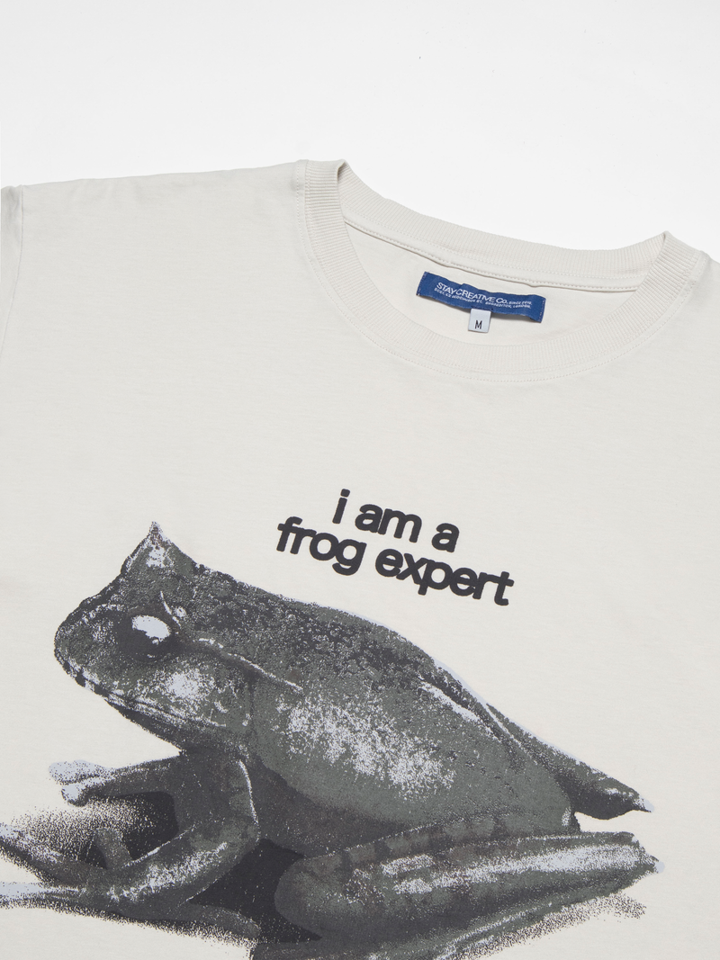 Frog Expert T-Shirt - Stone