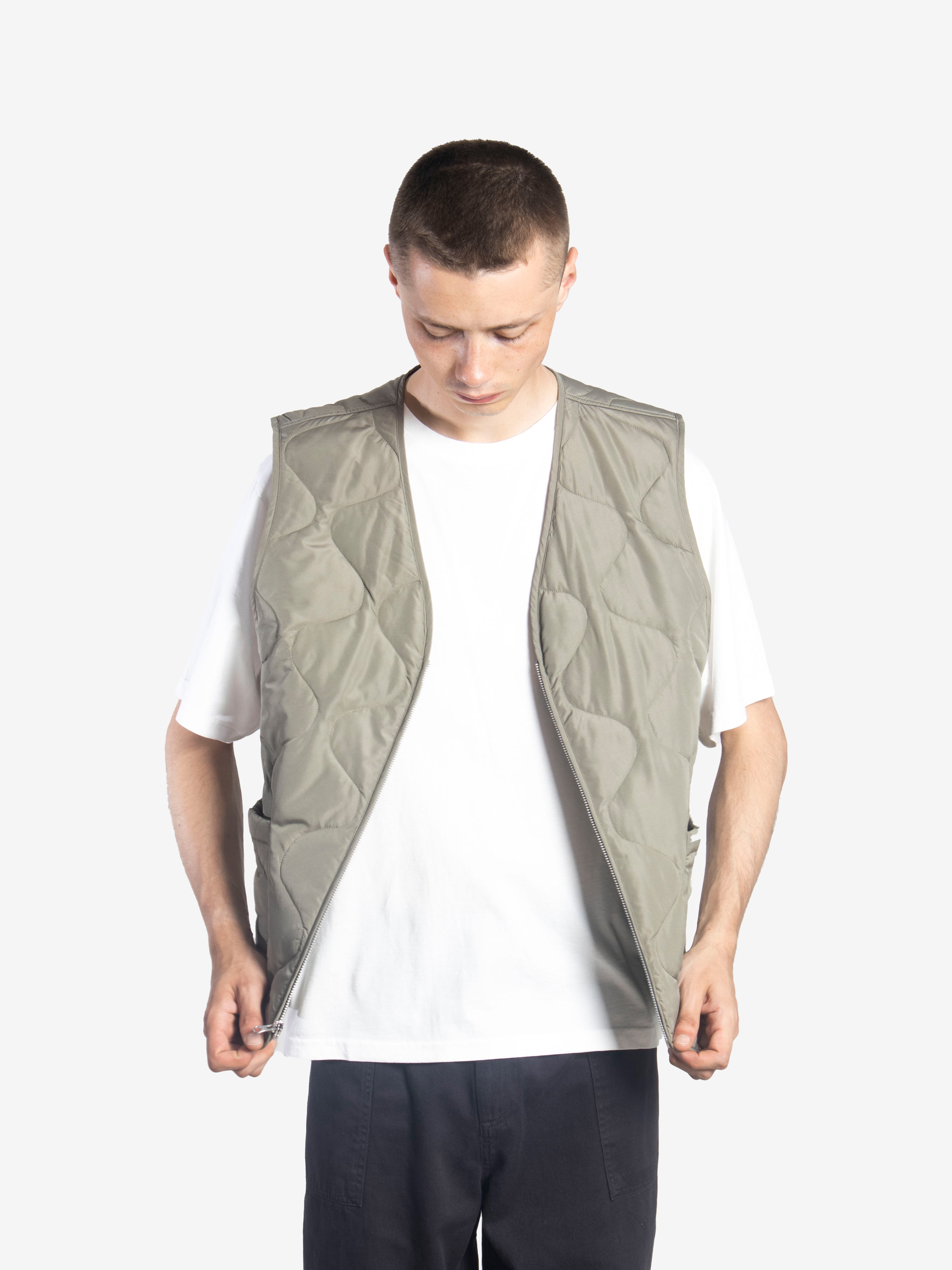 quiltedvestecomm_3024x.jpg?v=